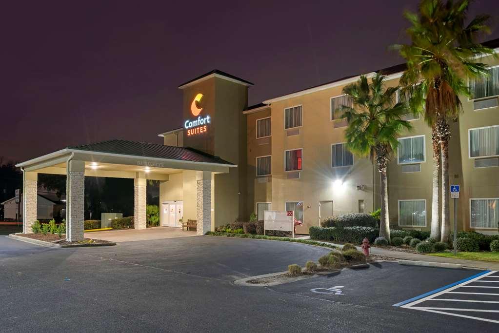 คอมฟอร์ต สวีท เนียร์ เอลกิน แอร์ฟอร์ซเบส Hotel ไนซ์วิลล์ ภายนอก รูปภาพ