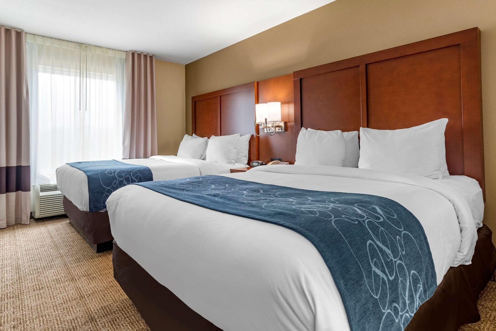 คอมฟอร์ต สวีท เนียร์ เอลกิน แอร์ฟอร์ซเบส Hotel ไนซ์วิลล์ ภายนอก รูปภาพ